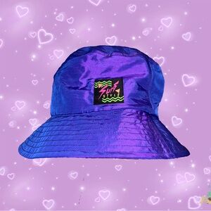 Surfstyle interplanetary bucket hat neon purple vintage style